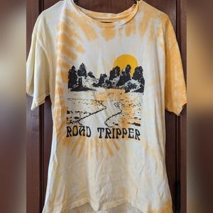 Pura Vida: Road Tripper Graphic tee